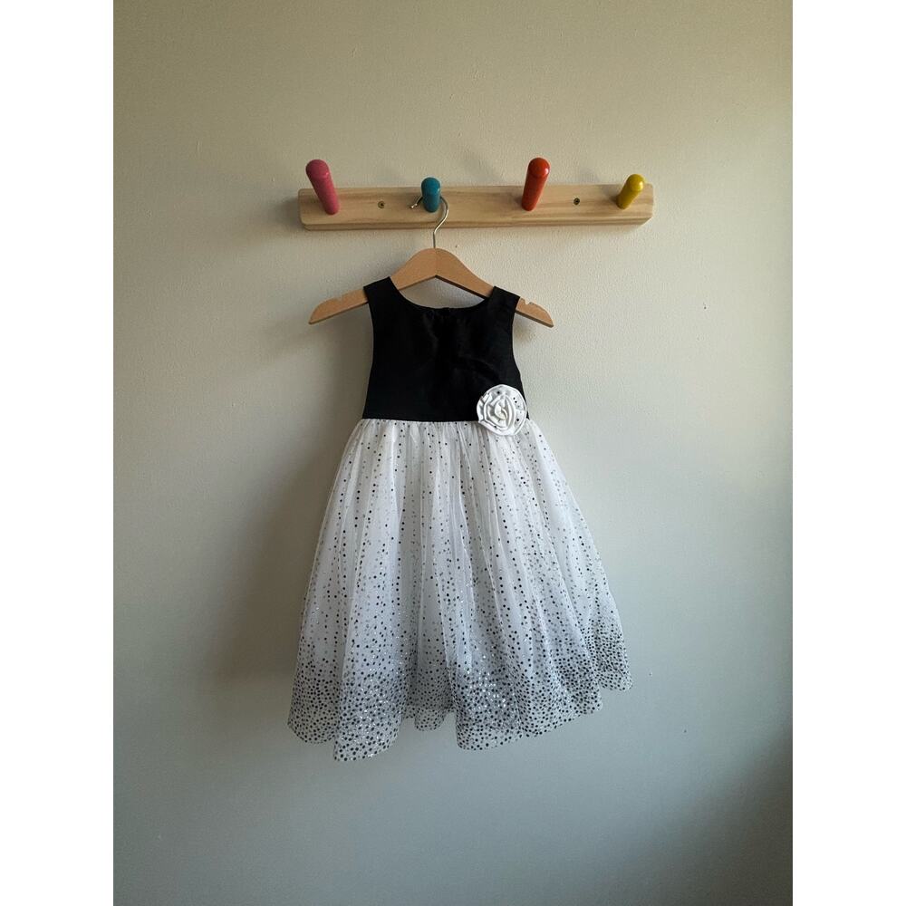 Special Occasion Sparkly Black & White Dress 2T